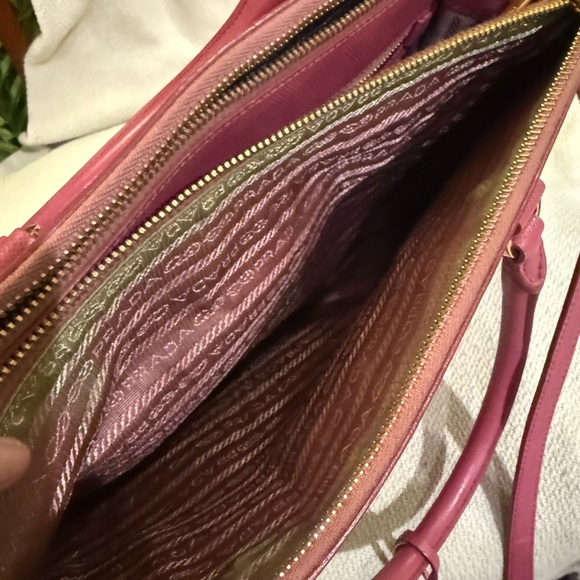 Prada Double Zip Pink Saffiano Leather Galleria Bag with Shoulder Strap - Picture 13 of 16